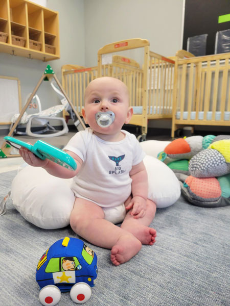 238_infant-classroom-baby-playtime